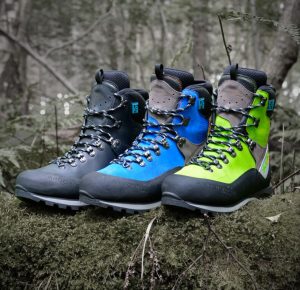 best chainsaw boots for climbing