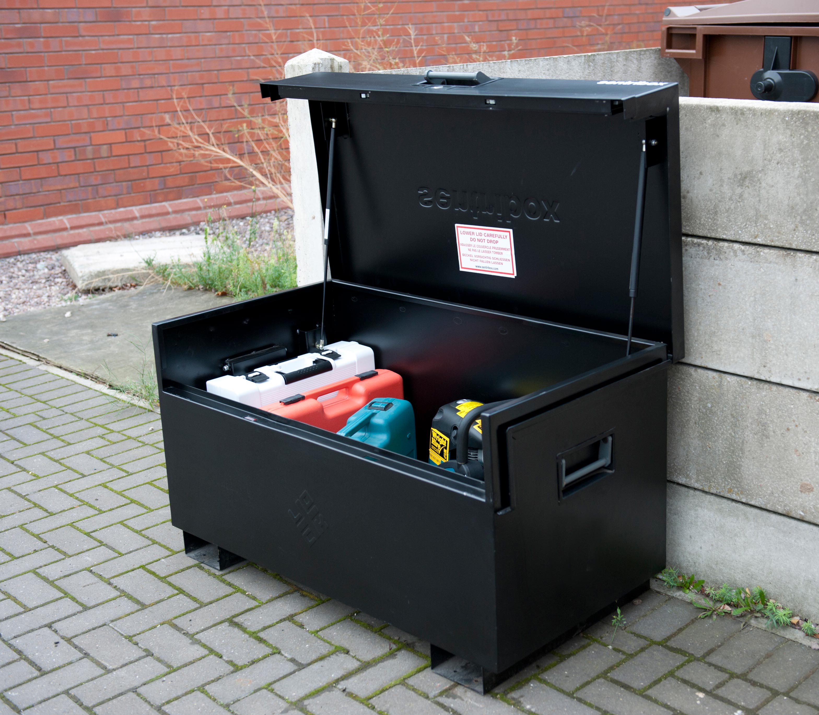 Sentribox X422 XLOCK2 Vanbox / Sitebox secure storage box FR Jones and Son Ltd Warehouse